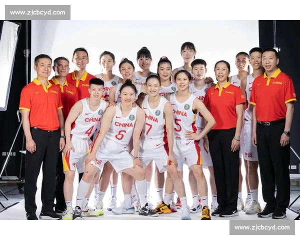 中国女篮鏖战日本女篮 展现亚洲顶尖对抗与团队精神 中国女篮鏖战日本女篮 展现亚洲顶尖对抗与团队精神
